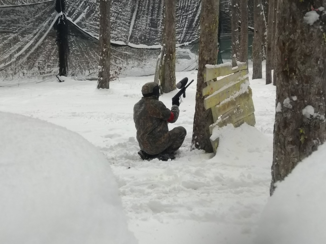 Пейнтбол, зима — у нас не замерзнешь! |